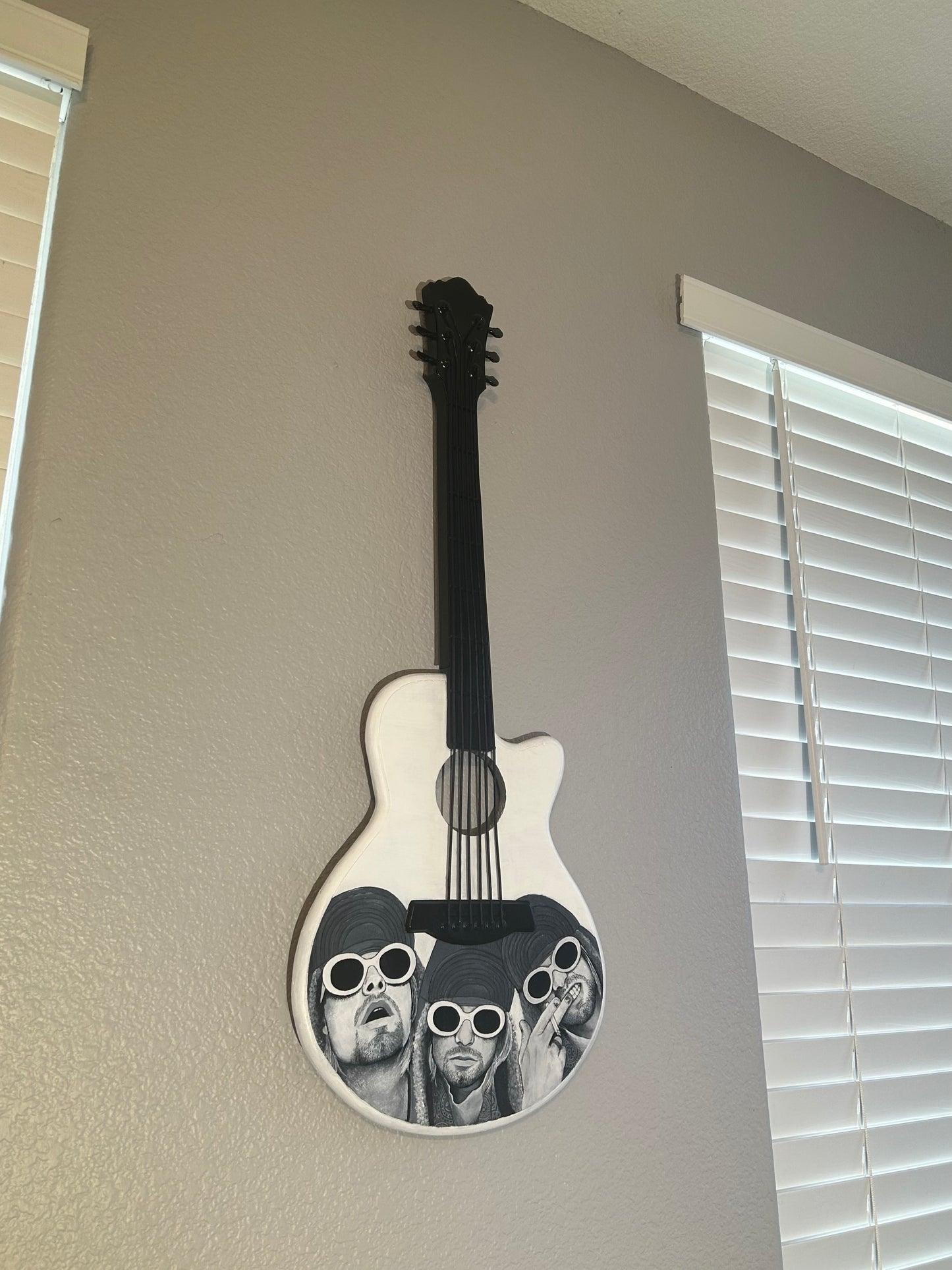 Kurt Cobain Clout Goggles Guitar